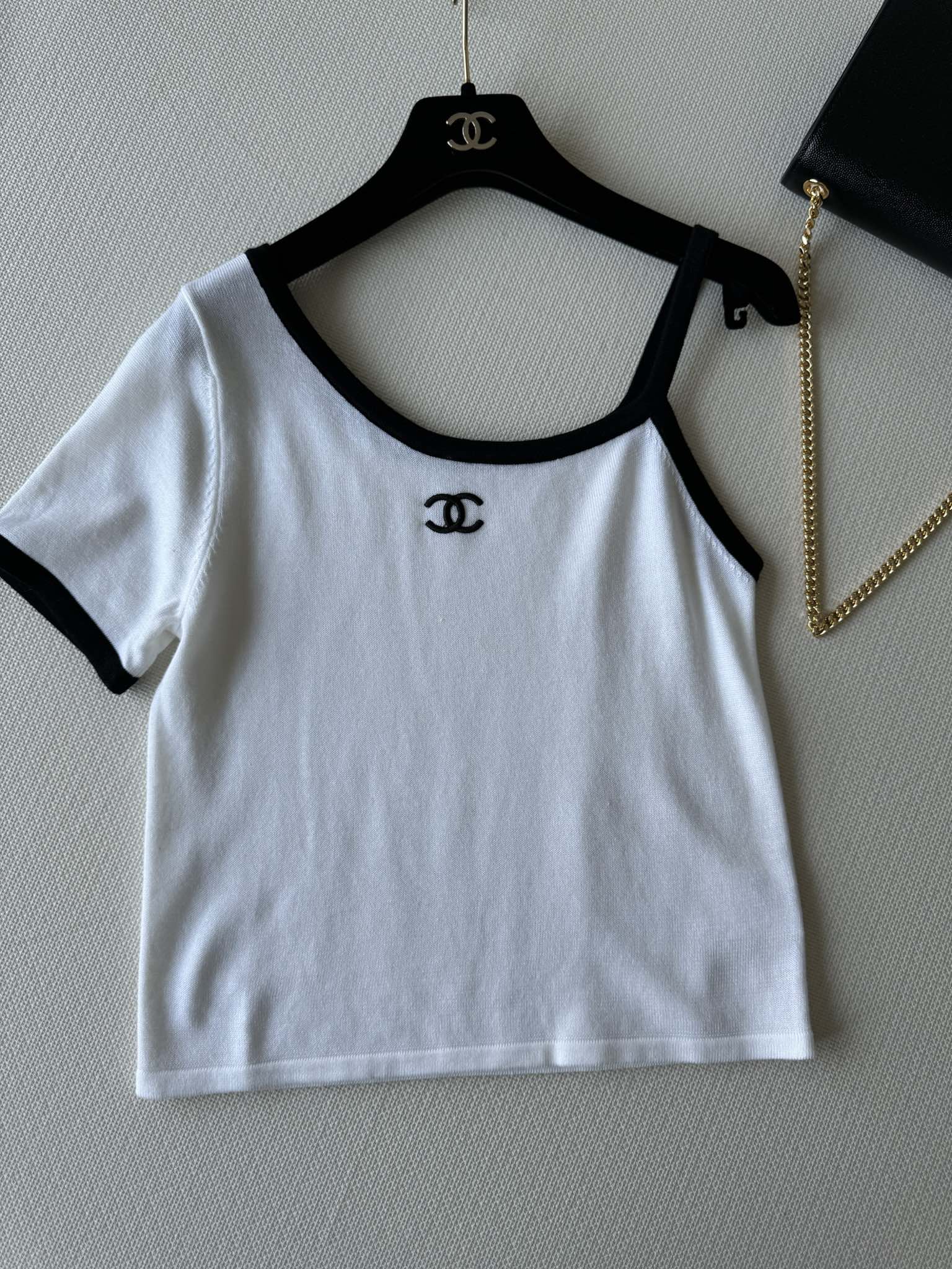 В стиле Chanel - 2403 - Новый топ с открытыми плечами - Белый