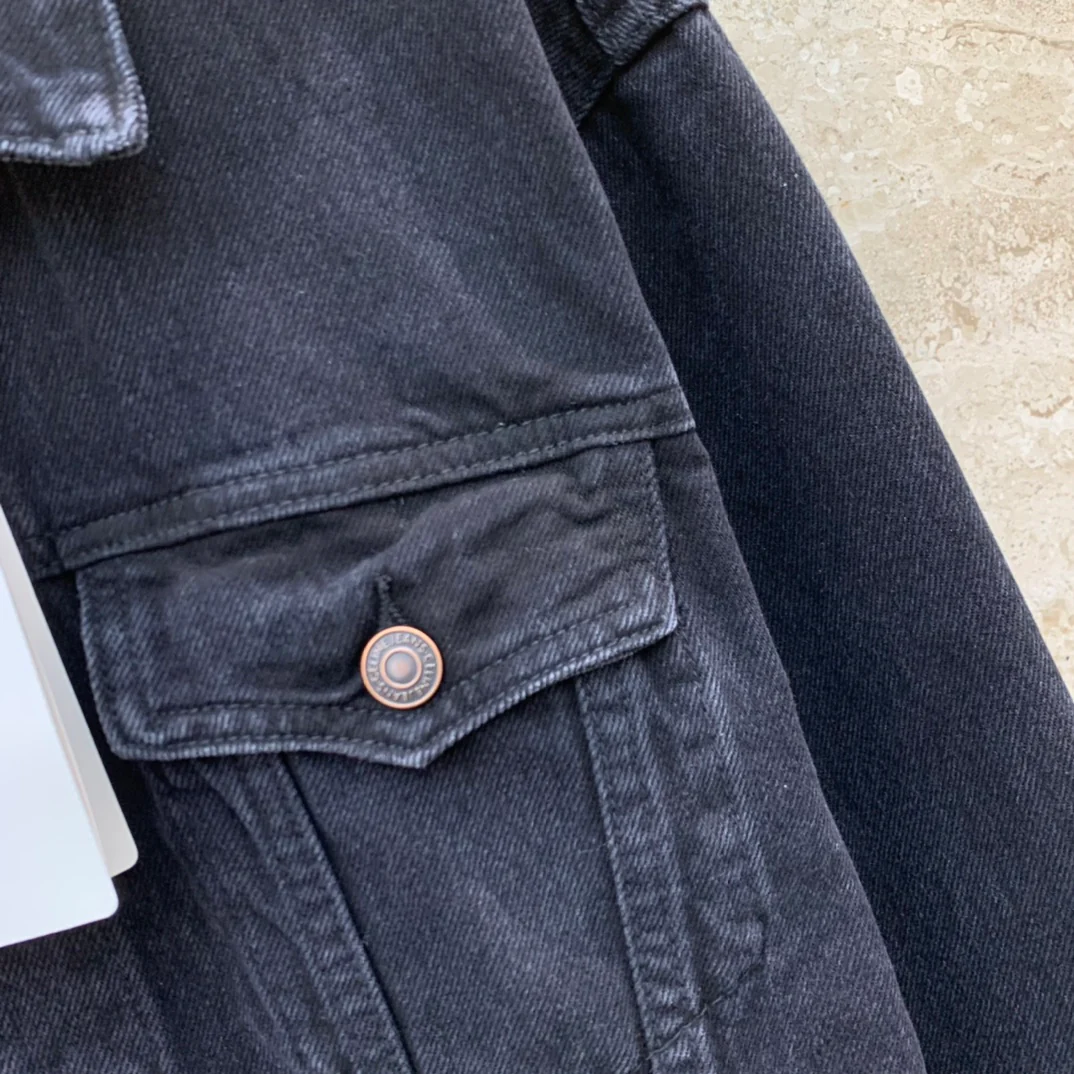 Джинсовая куртка Celine 2403 с капюшоном и надписью 