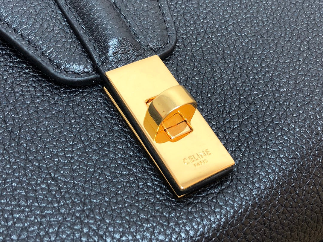 Сумка Celine Teen Soft 16 из личи - 1