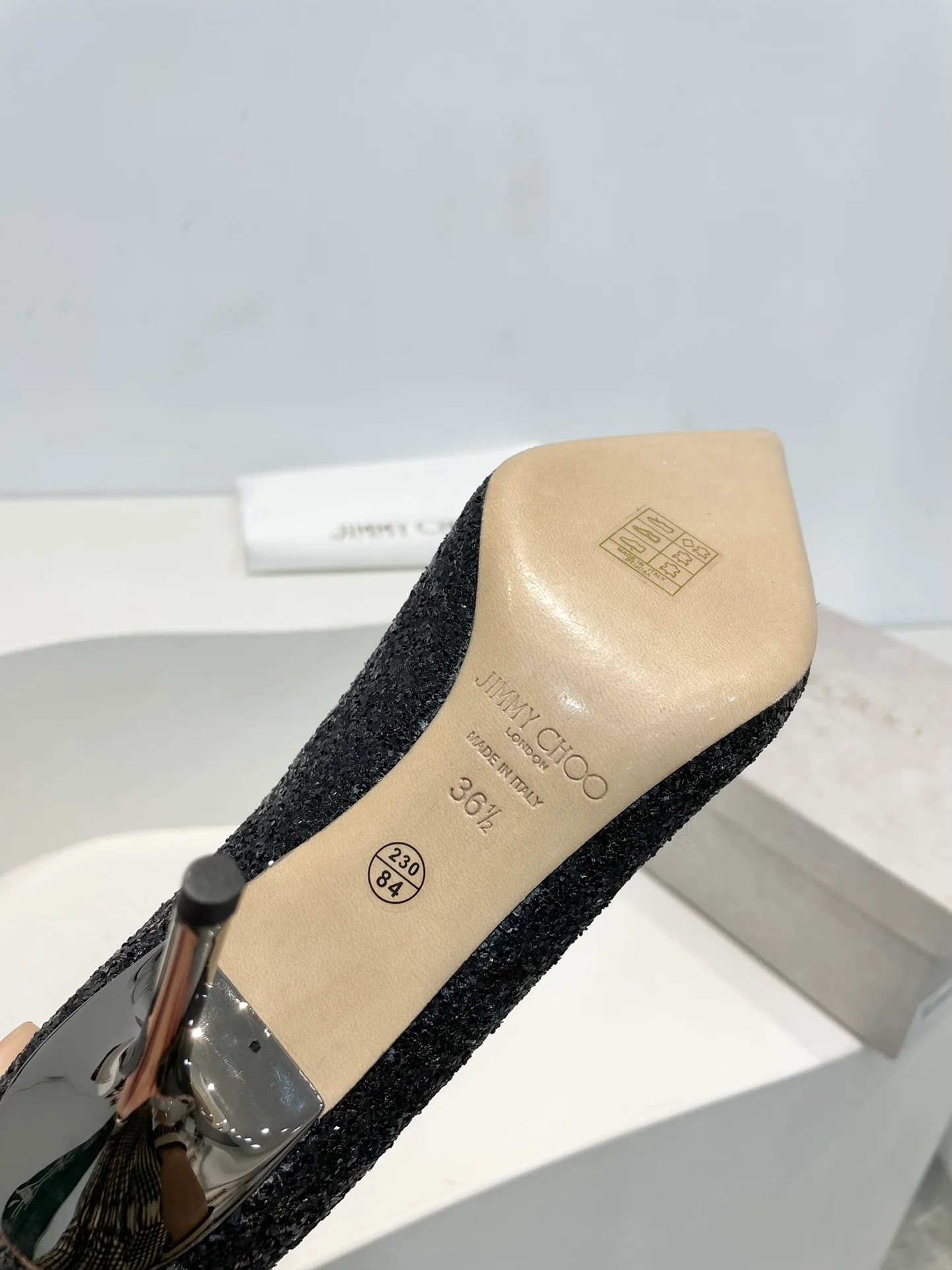 Туфли-лодочки Jimmy с острым носком на шпильке - Черные - 1