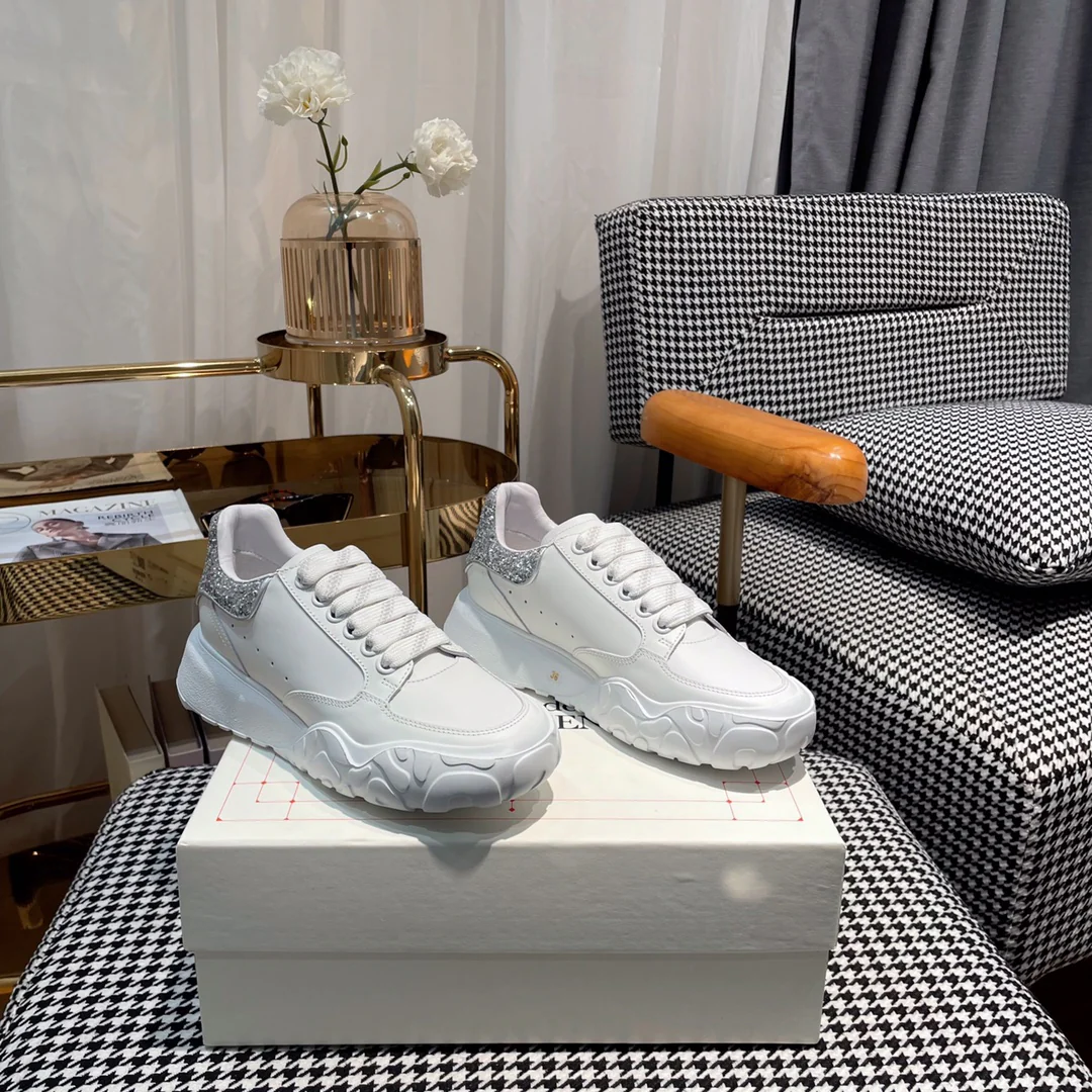 McQueen - Новые кроссовки - Серебристый каблук со стразами