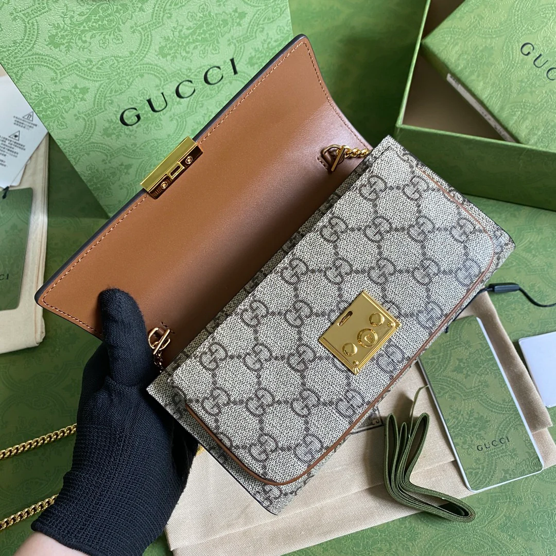 Сумка Gucci с цепочкой и замком - Длинный кошелек - 1 шт.