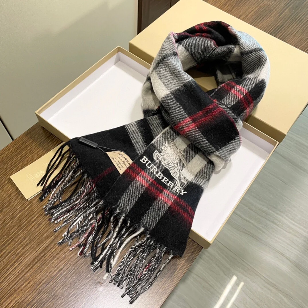 Burberry - Шарф унисекс