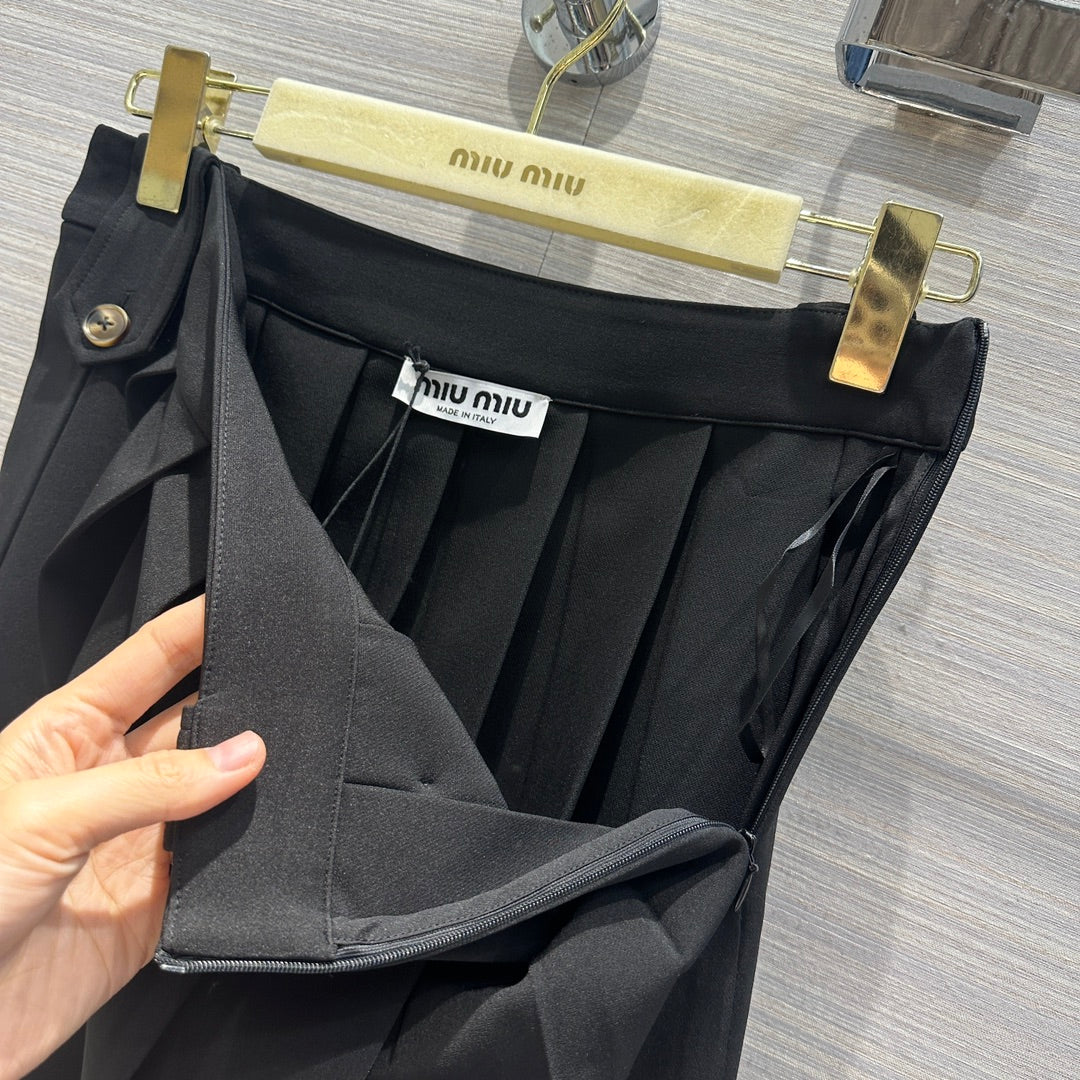 Miu Miu - 2404 - Плиссированная юбка миди в стиле ретро британского колледжа