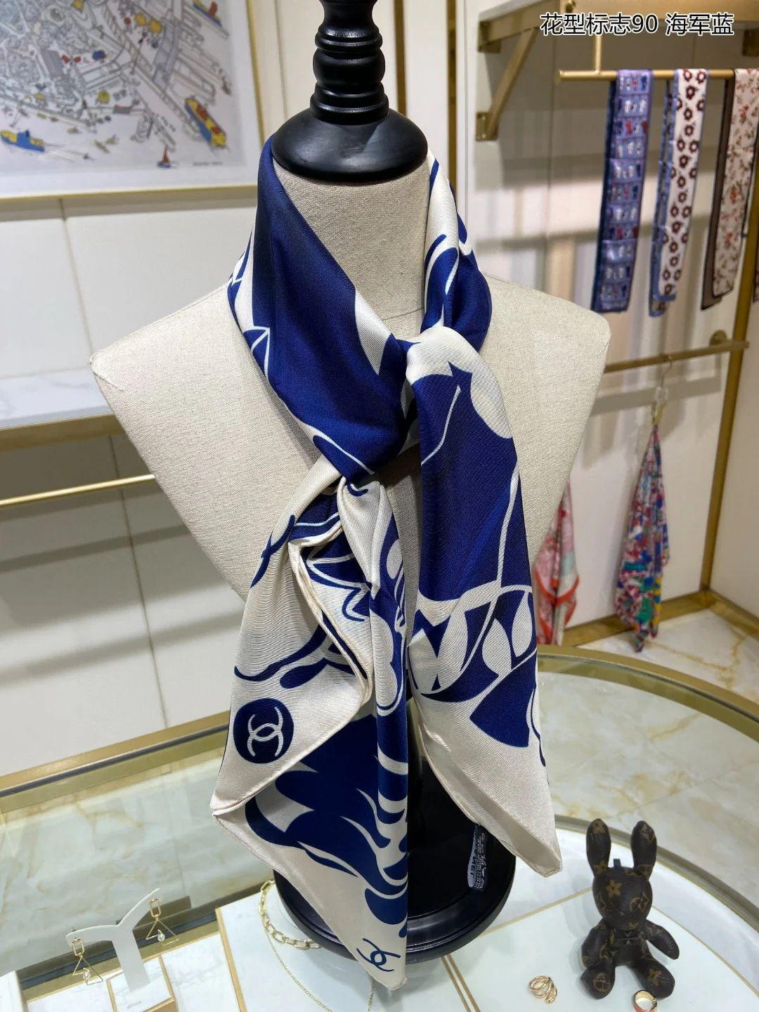 Chanel - Квадратный полосатый шарф - 90-100 см - Высококачественный шелк саржевого переплетения - Синий