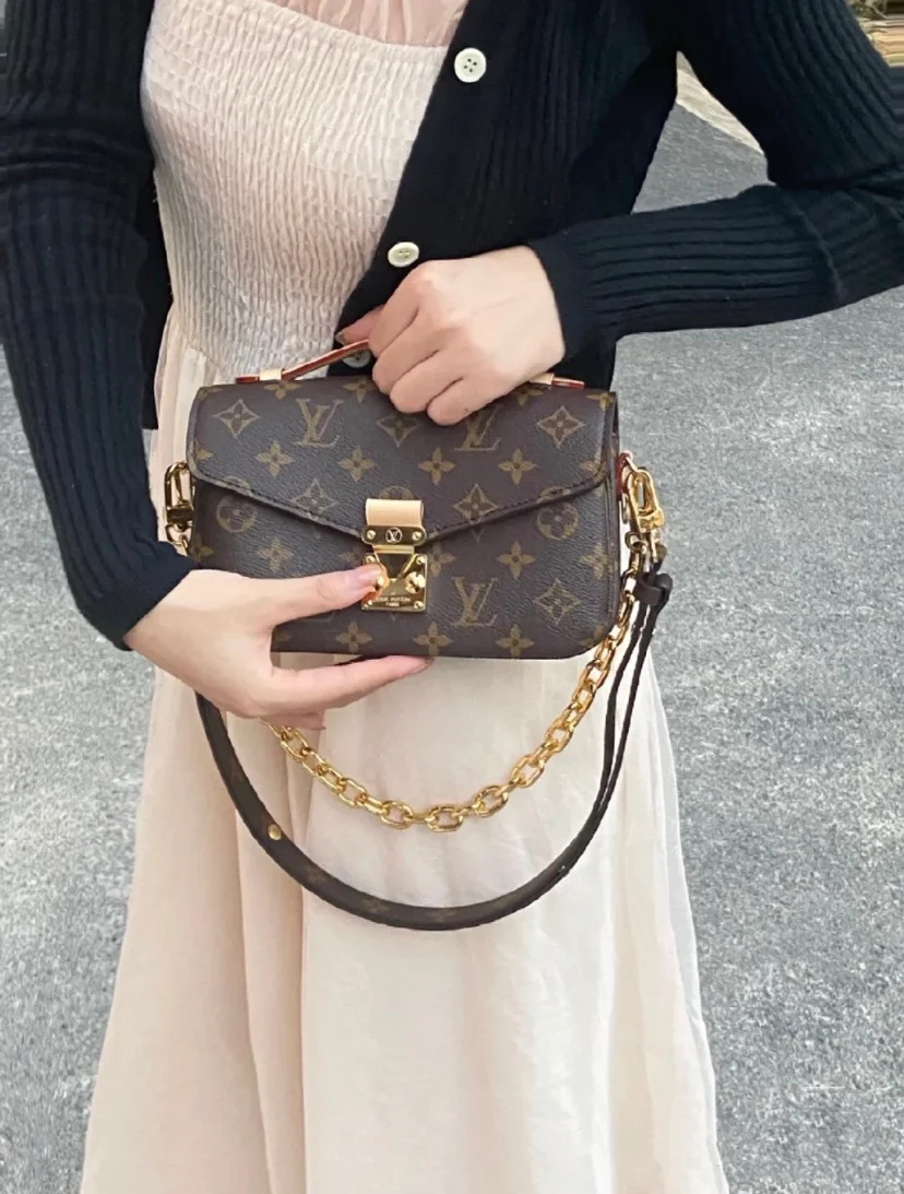 LV-m46279-pochette-metis-east-west handbag-brown