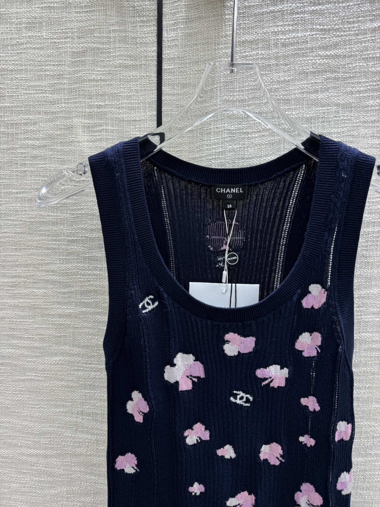 Жилет в стиле Chanel - 2403 - Жаккардовый жилет с четырехлистным клевером - Черный