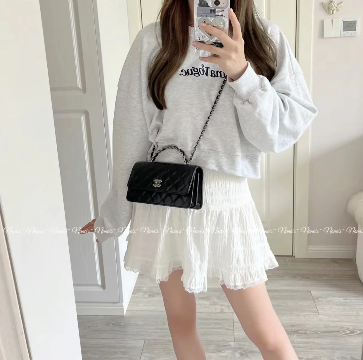 Chanel - Новая гармошка с ручками, украшенными стразами - Черная