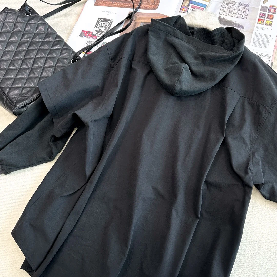 Balenciaga - 2403 - Черная свободная рубашка с капюшоном из искусственной кожи - Весна/Лето 2024 - Унисекс