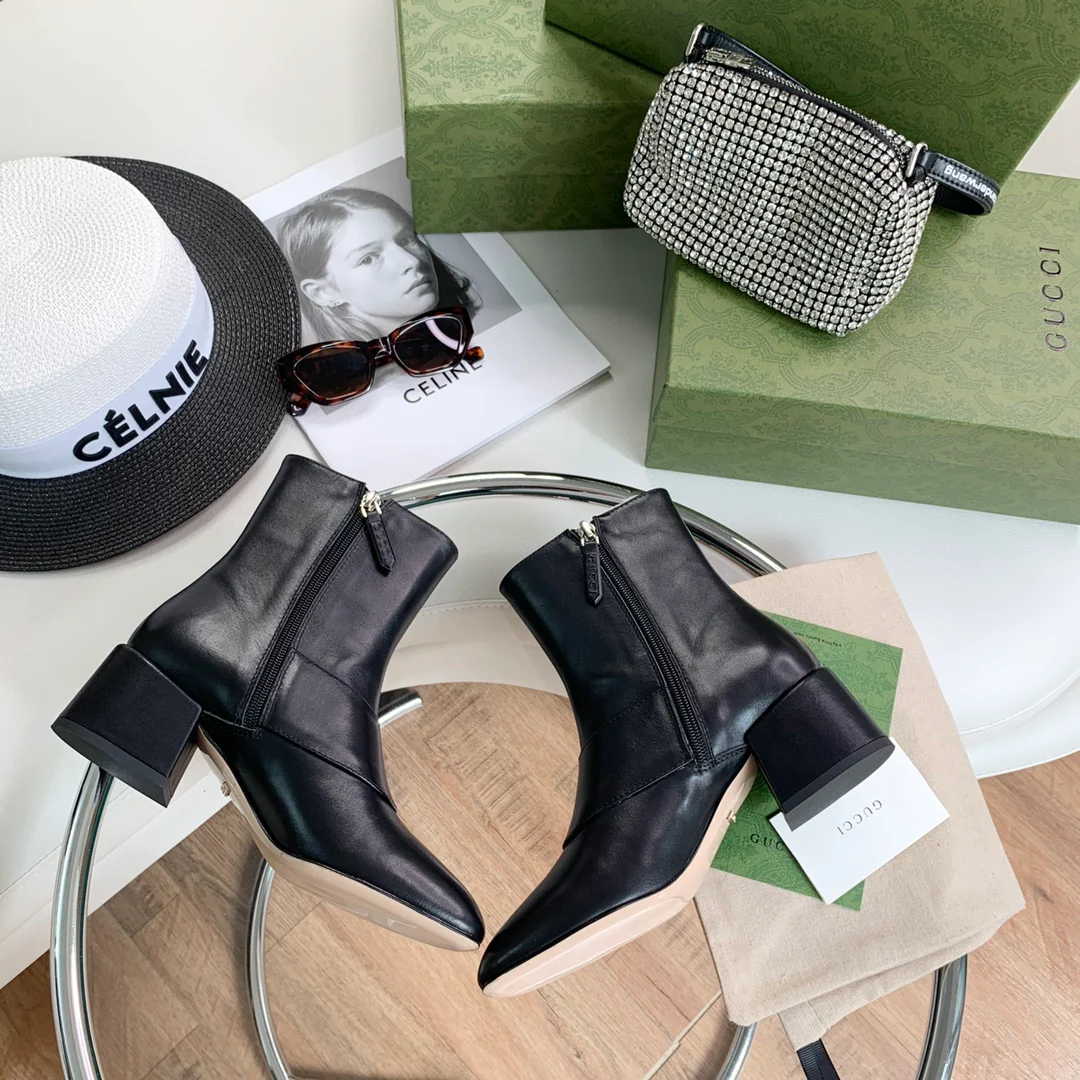 Новинка сезона осень/зима Gucci 22ss - Классические черные ботильоны с золотой пряжкой