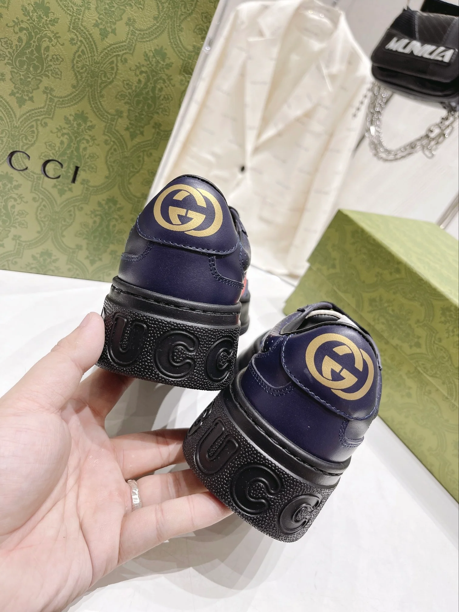 Кроссовки Gucci Chunky B Series на платформе - унисекс - черные