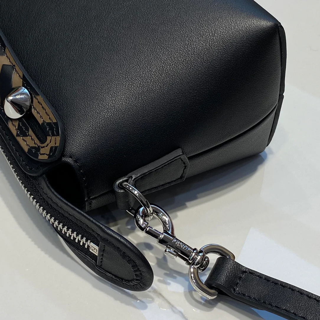 Сумка Fendi Bythe-Way Boston - телячья кожа - мини - черная