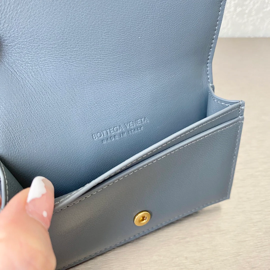 BV- 大格翻盖卡包 小羊皮 12.2×7.5×2.5cm