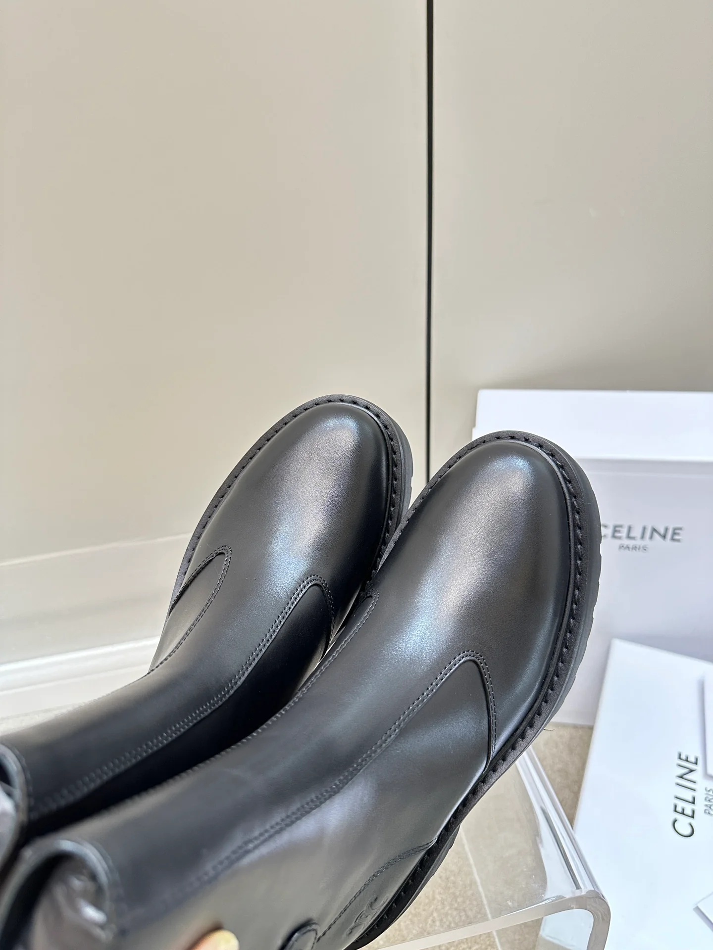 Ботильоны Celine на платформе из телячьей кожи - черные