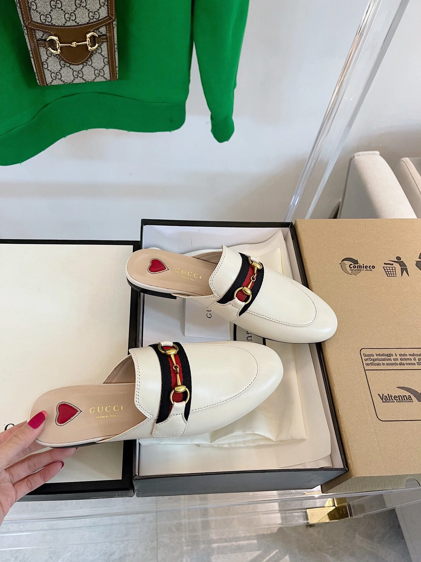 Тапочки/мюли Gucci в форме сердца