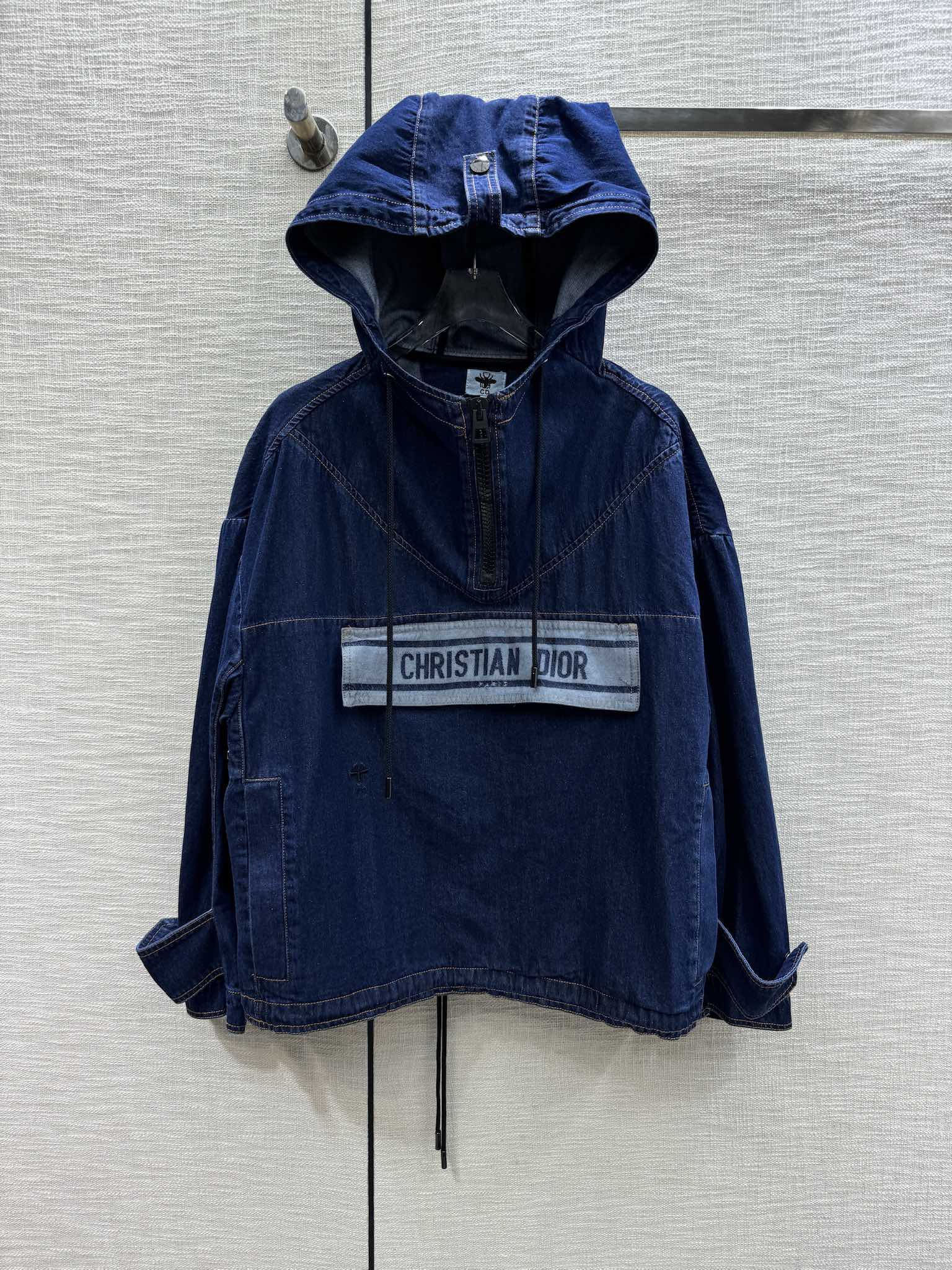 Худи Dior 2403 из вышитого денима