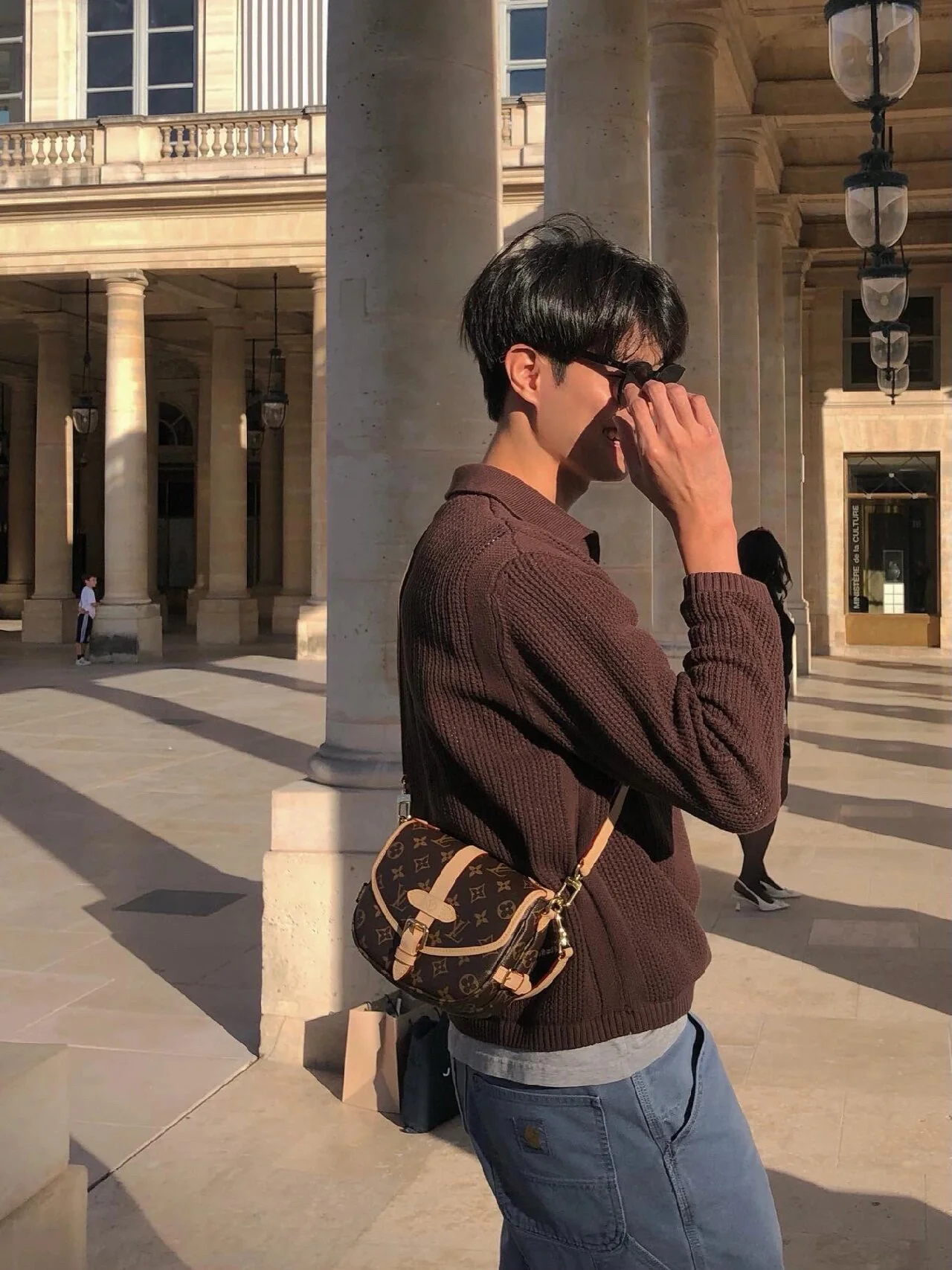 m46740-LV-saumur-bb-handbag/crossbody bag