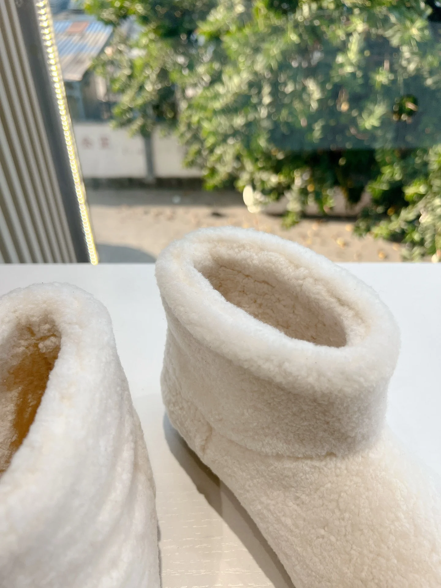 Снежные ботинки Prada 2024 - белые