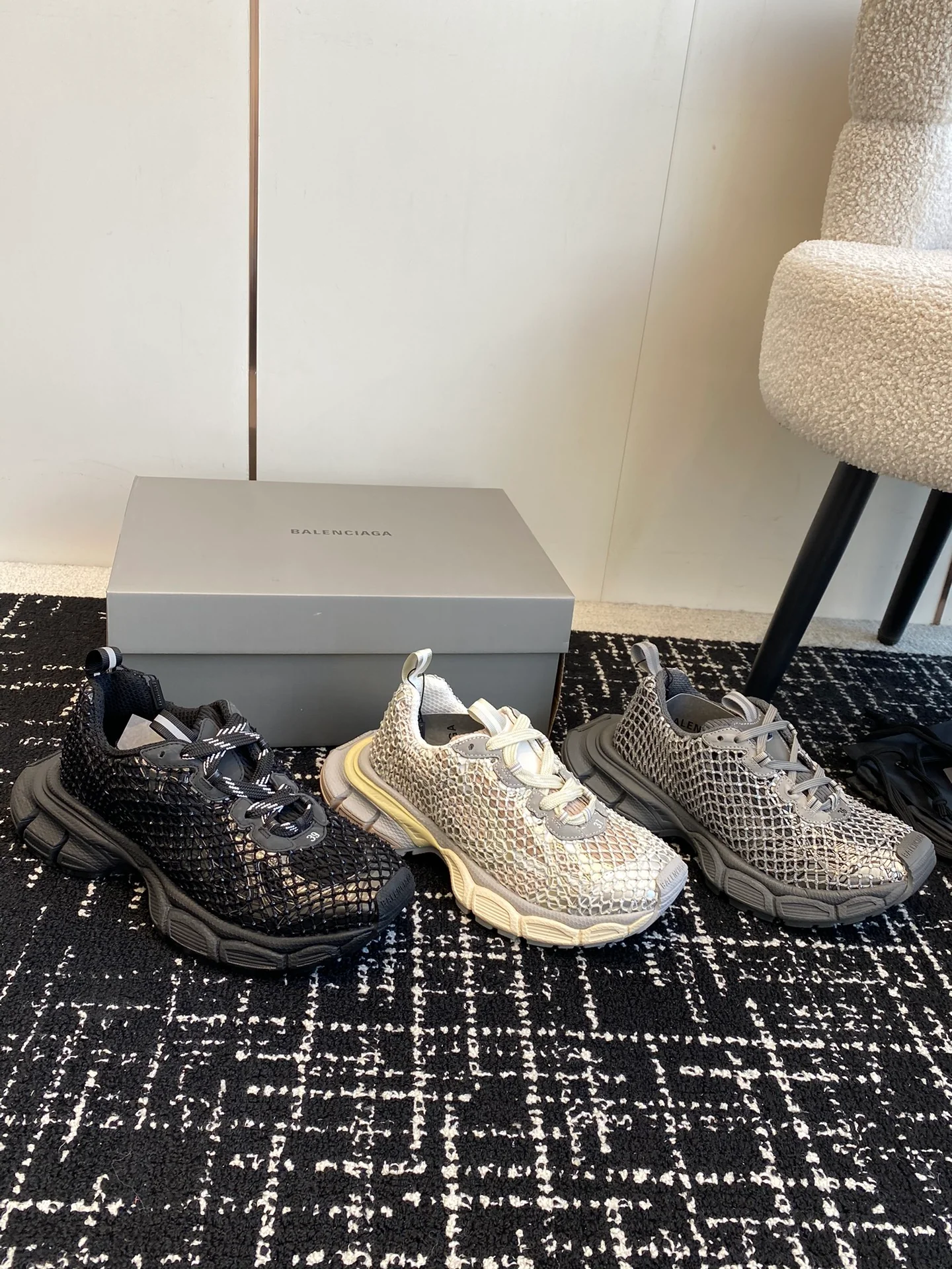 Коллекция повседневной обуви Balenciaga 2024