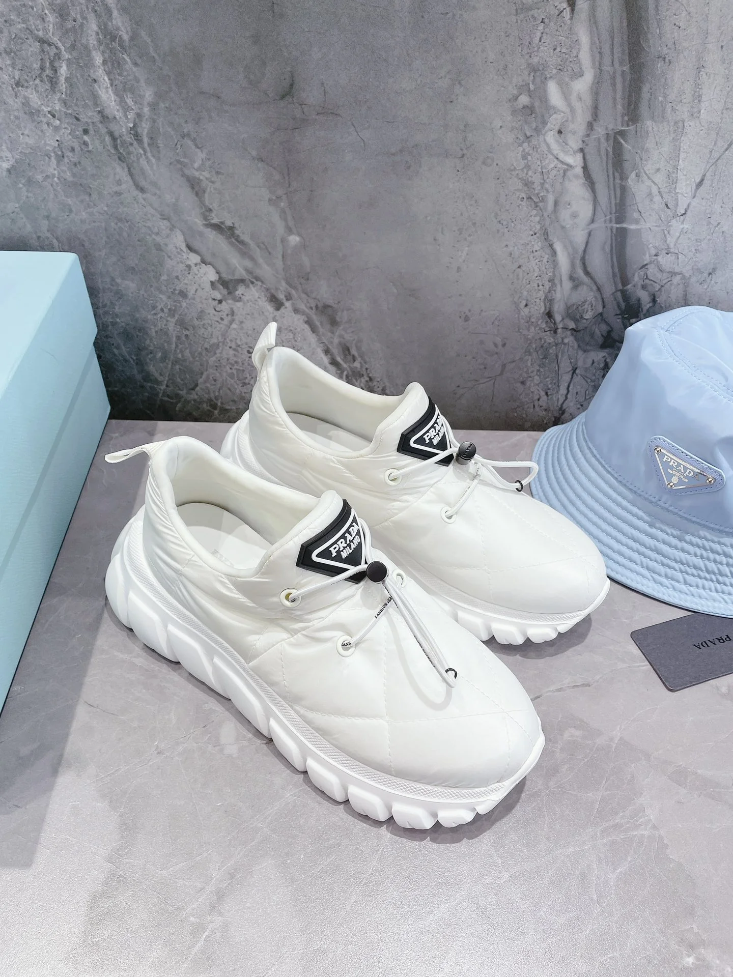 Обувь Prada - Prada - ультралегкая - кроссовки для бега - повседневная обувь - белая