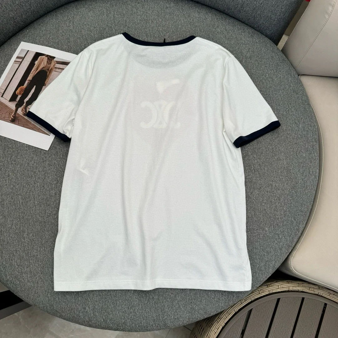 Футболка с коротким рукавом Celine-2403 с узором в виде сердечек.