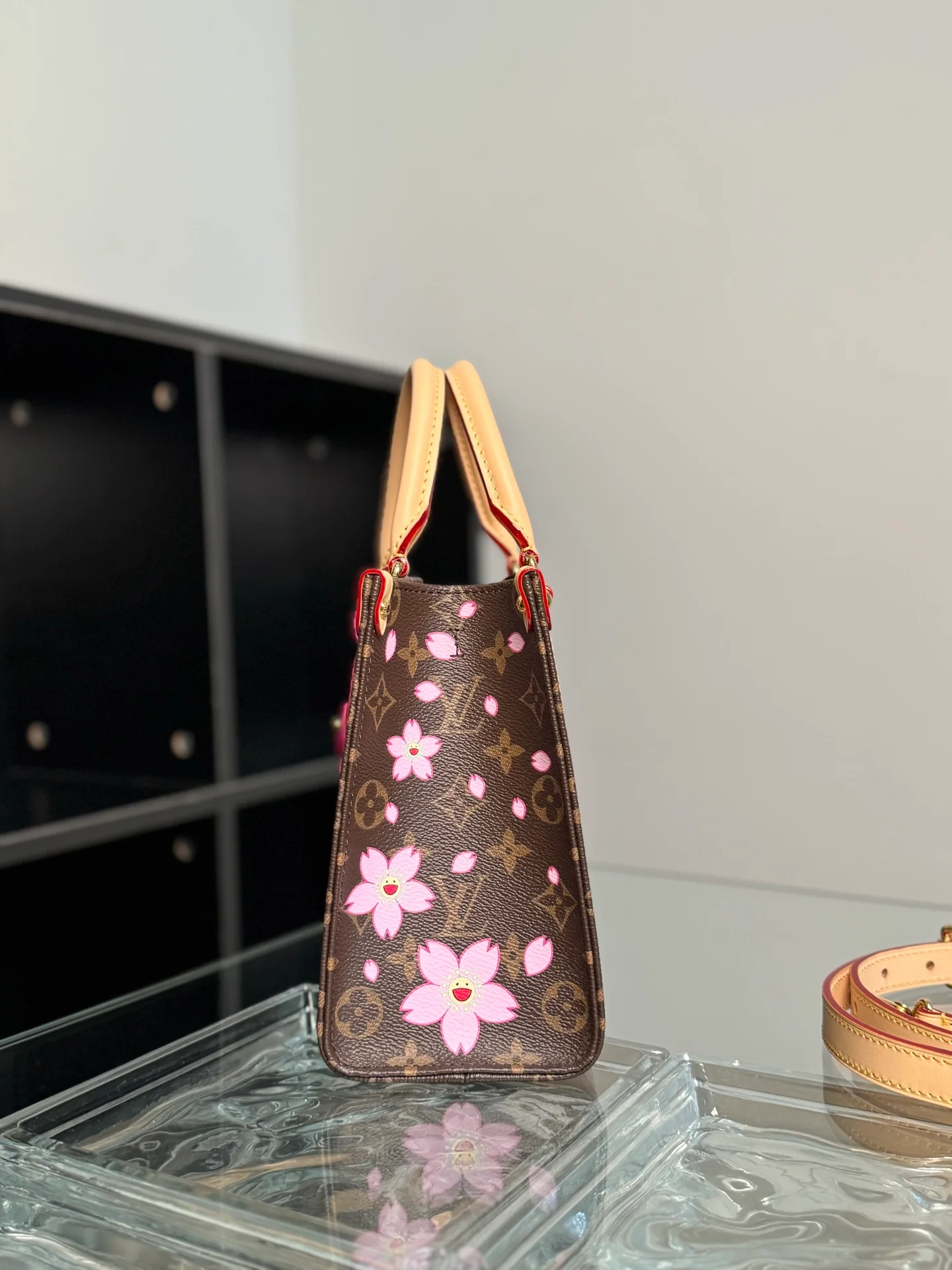 LV-m13269-tm-onthego handbag-small-cherry blossom design