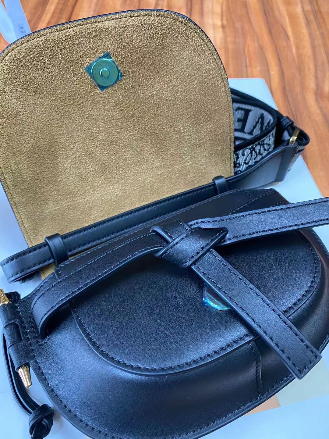 Сумка-седло Loewe-gate Letter с широким плечевым ремнем - мини - 1