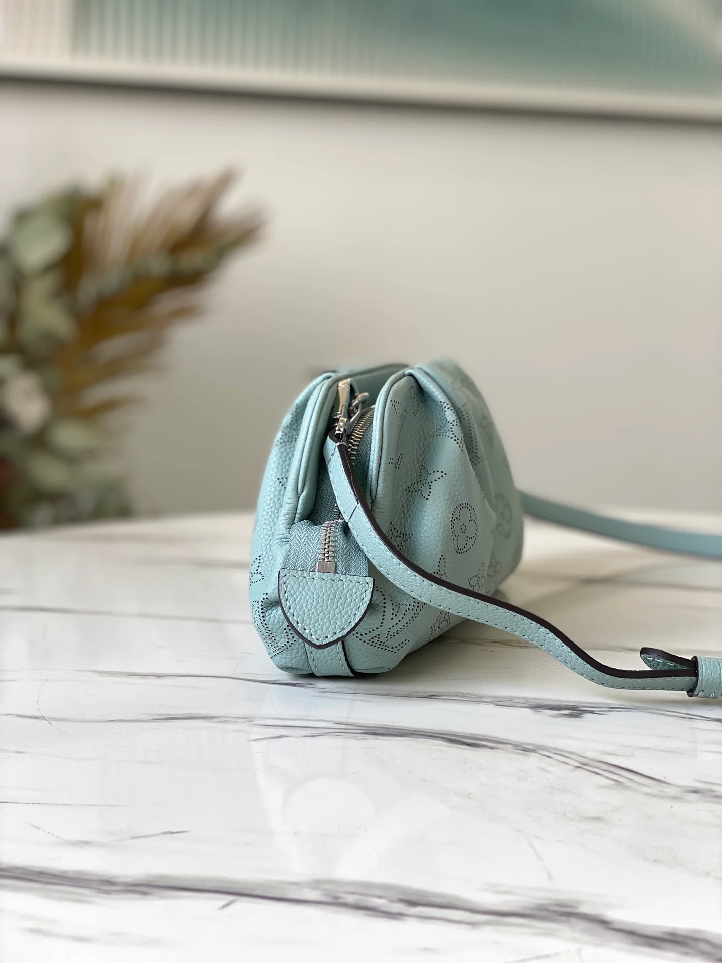 lv-m80094-scala-mini handbag