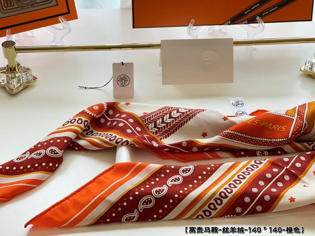 Hermes - Элегантное седло - 140 шелково-кашемировый платок