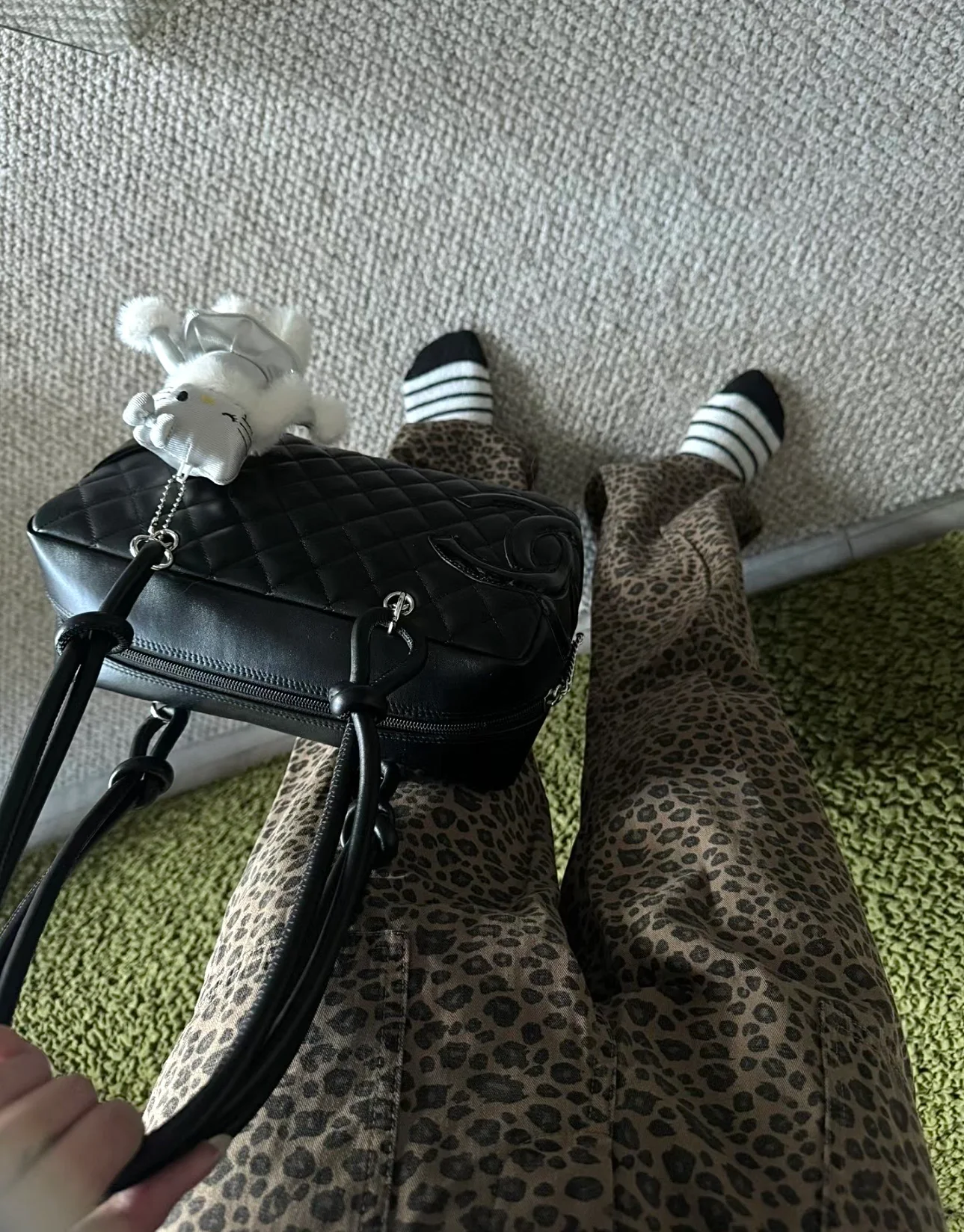 Chanel - Классическая, вневременная винтажная большая сумка-подушка Kang Peng