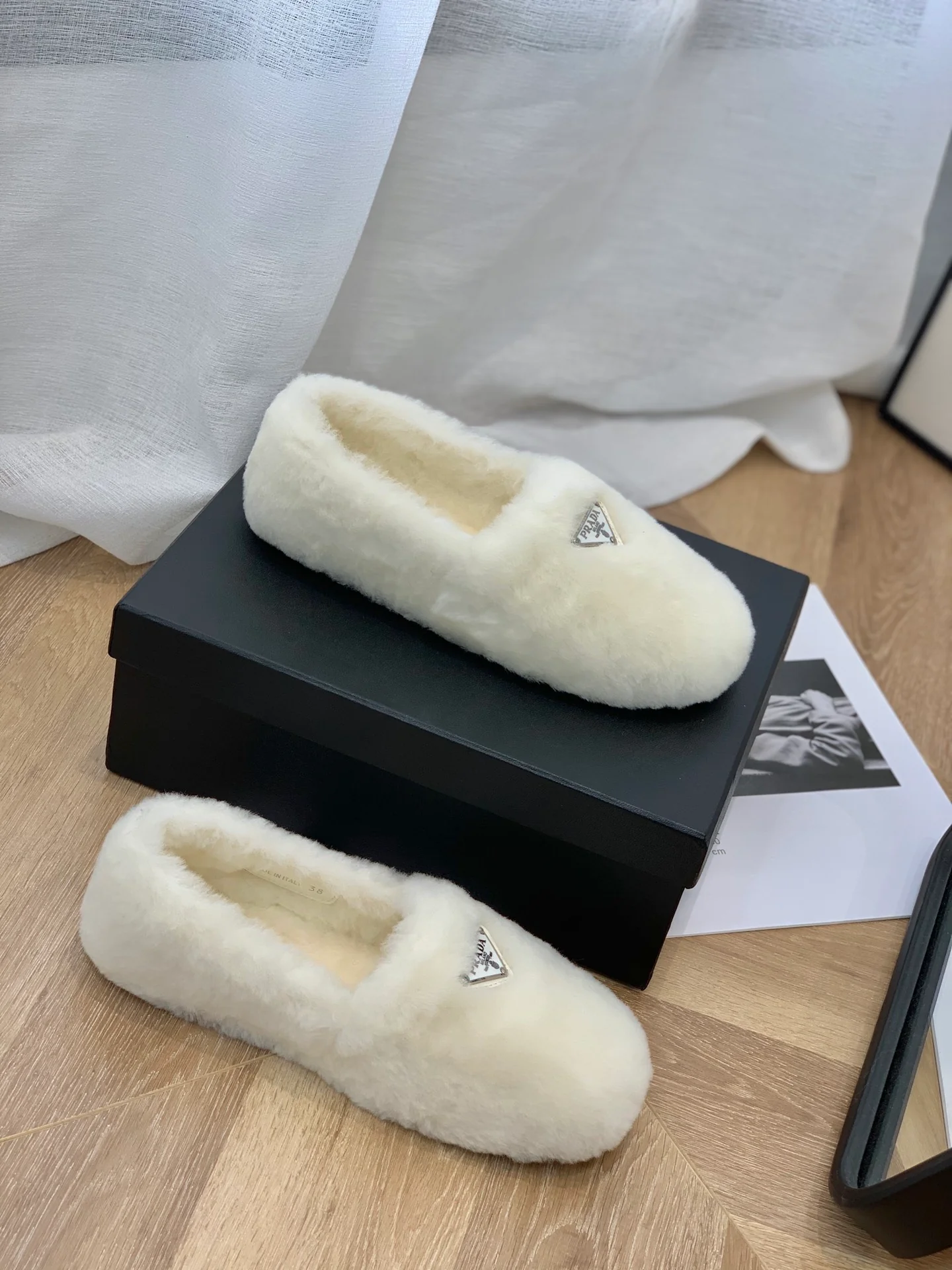 Обувь Prada - Prada - шерстяные лоферы - белые