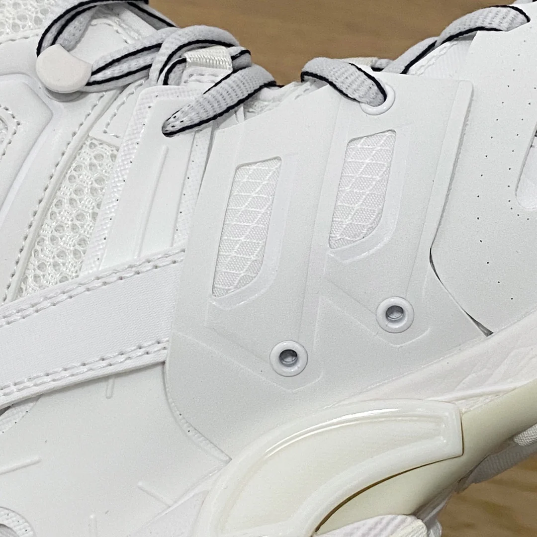 Кроссовки Balenciaga Track 2 High-Top Retro Chunk Shoes - белые