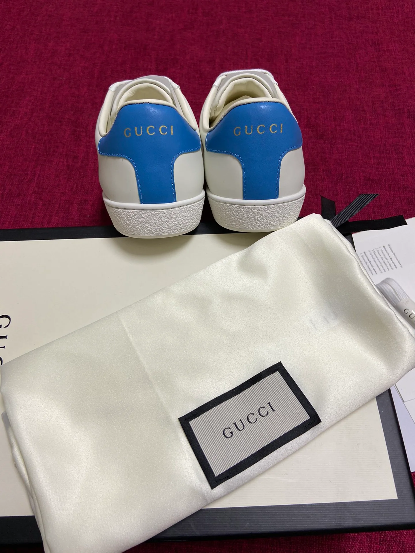 Gucci - Белые кроссовки - Кроссовки - Повседневная обувь - 2