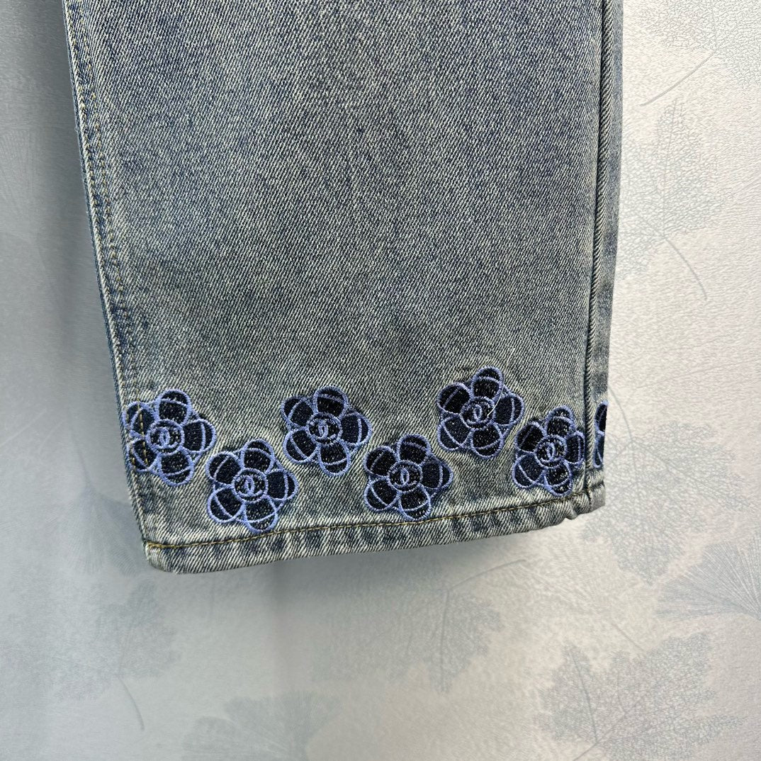 Летние джинсы прямого кроя Chanel 2403