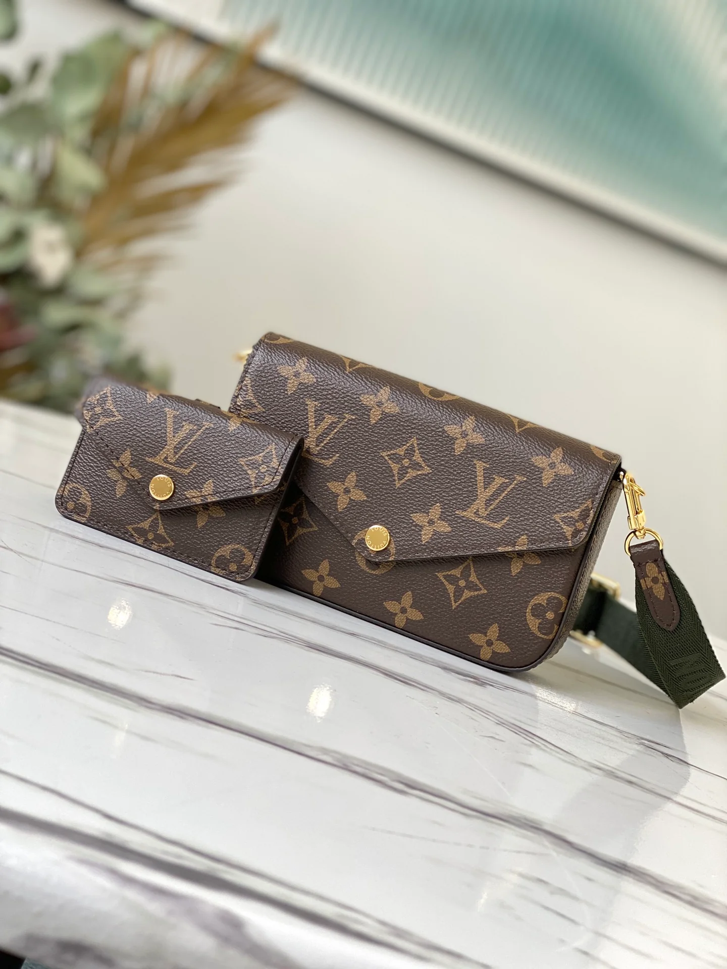 m80091-LV-multi-pochette-felicie-three-in-one bag-1