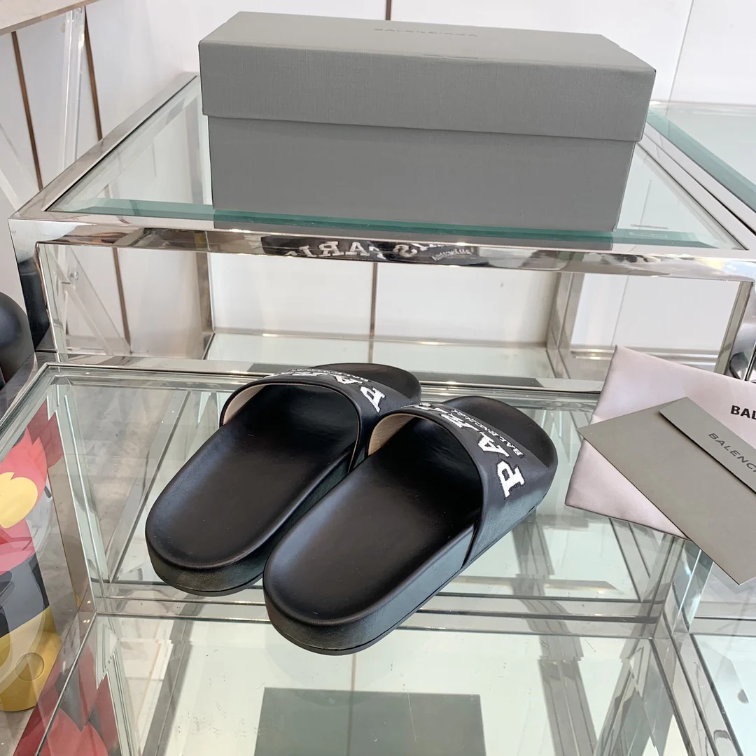 Тапочки Balenciaga Letter - унисекс - черные