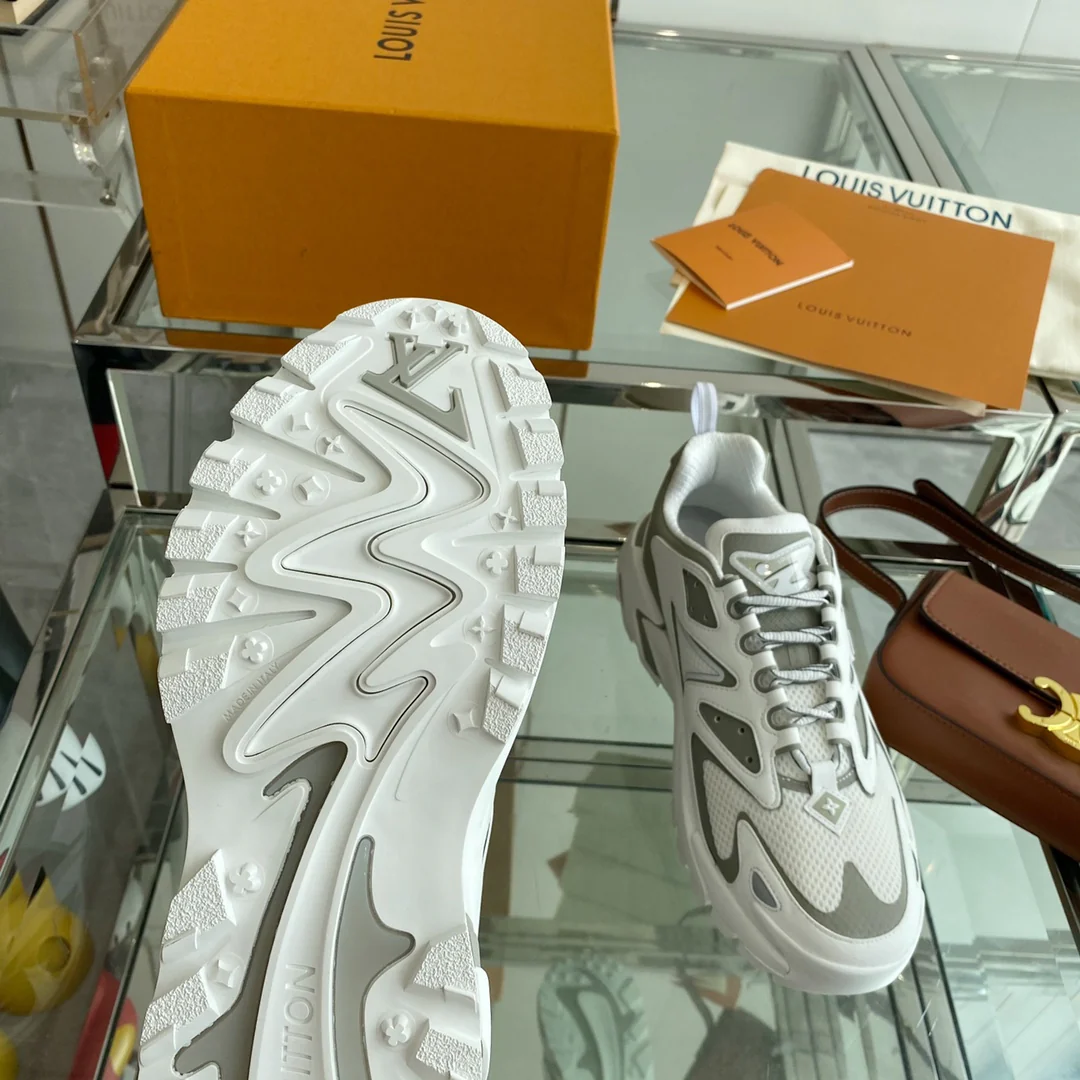 Кроссовки LV Runner Tatic - белые/серые