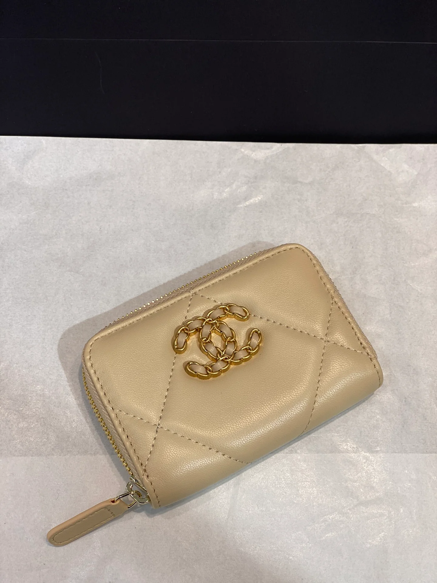 Chanel-19系列 大菱格拉链卡包 黄色