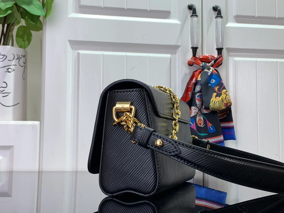 Сумка LV Twist West с узором ?водная рябь? — черная.