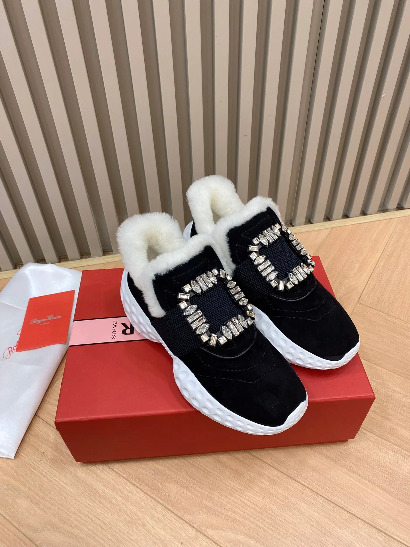 Обувь RV - Новинки сезона осень/зима 2022 - Спортивная и повседневная обувь