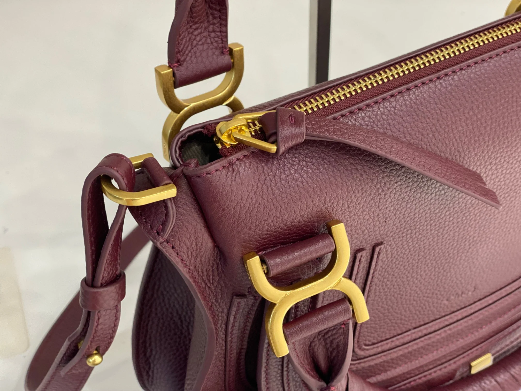 Chloe-marcie-burgundy-medium