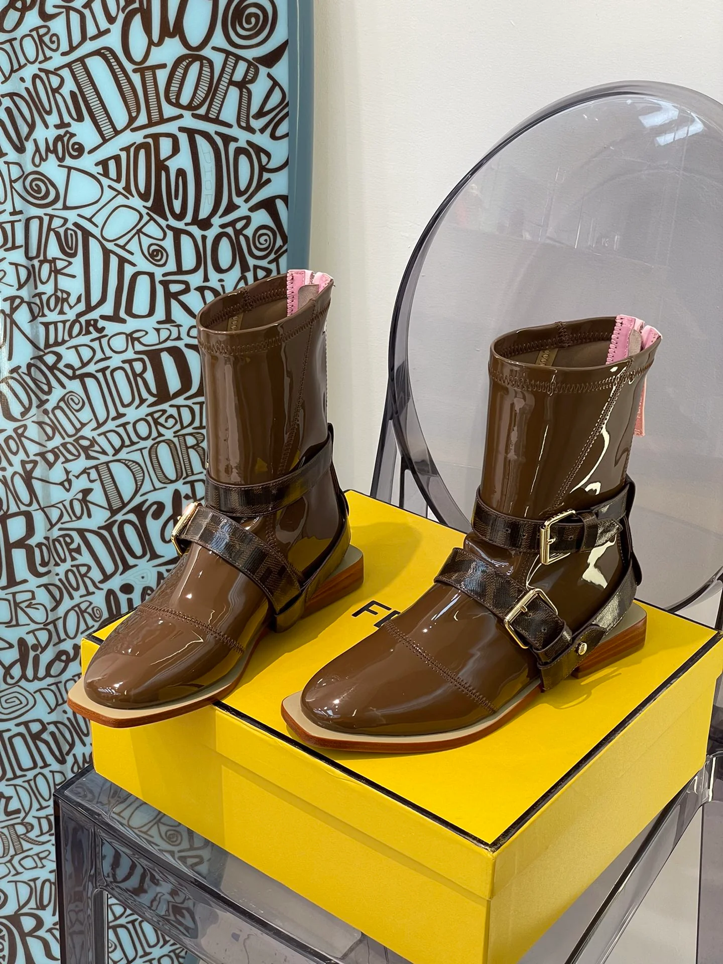 Fendi - Стильные - Британский стиль - Модные ботинки - Коричневые