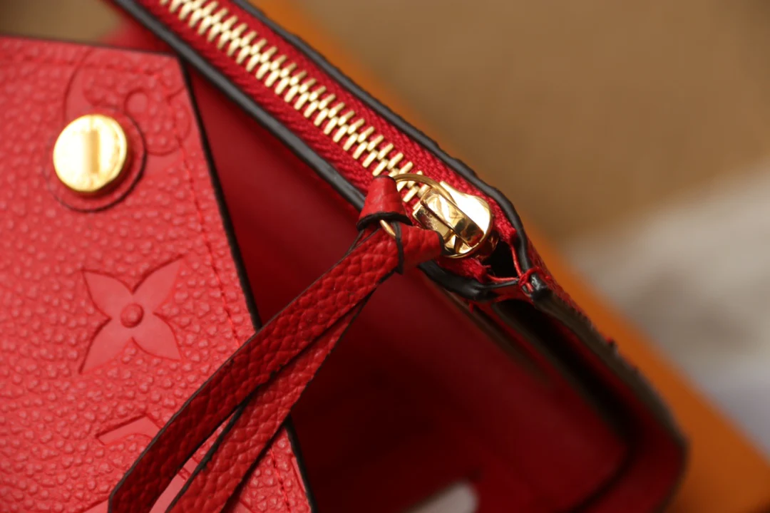 LV-m64060-Короткий трехсекционный кошелек - Огненно-красный