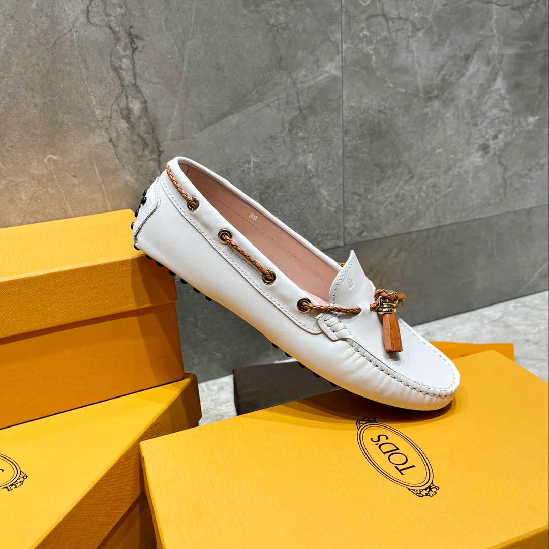 Tods - Подвеска с кисточкой - Лоферы - Туфли без шнурков - 1