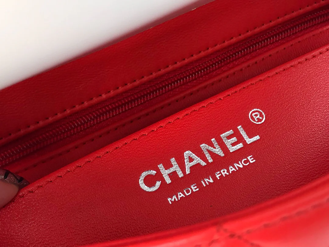 Сумка Chanel CF весна/лето 2019 - овечья кожа - 20 см