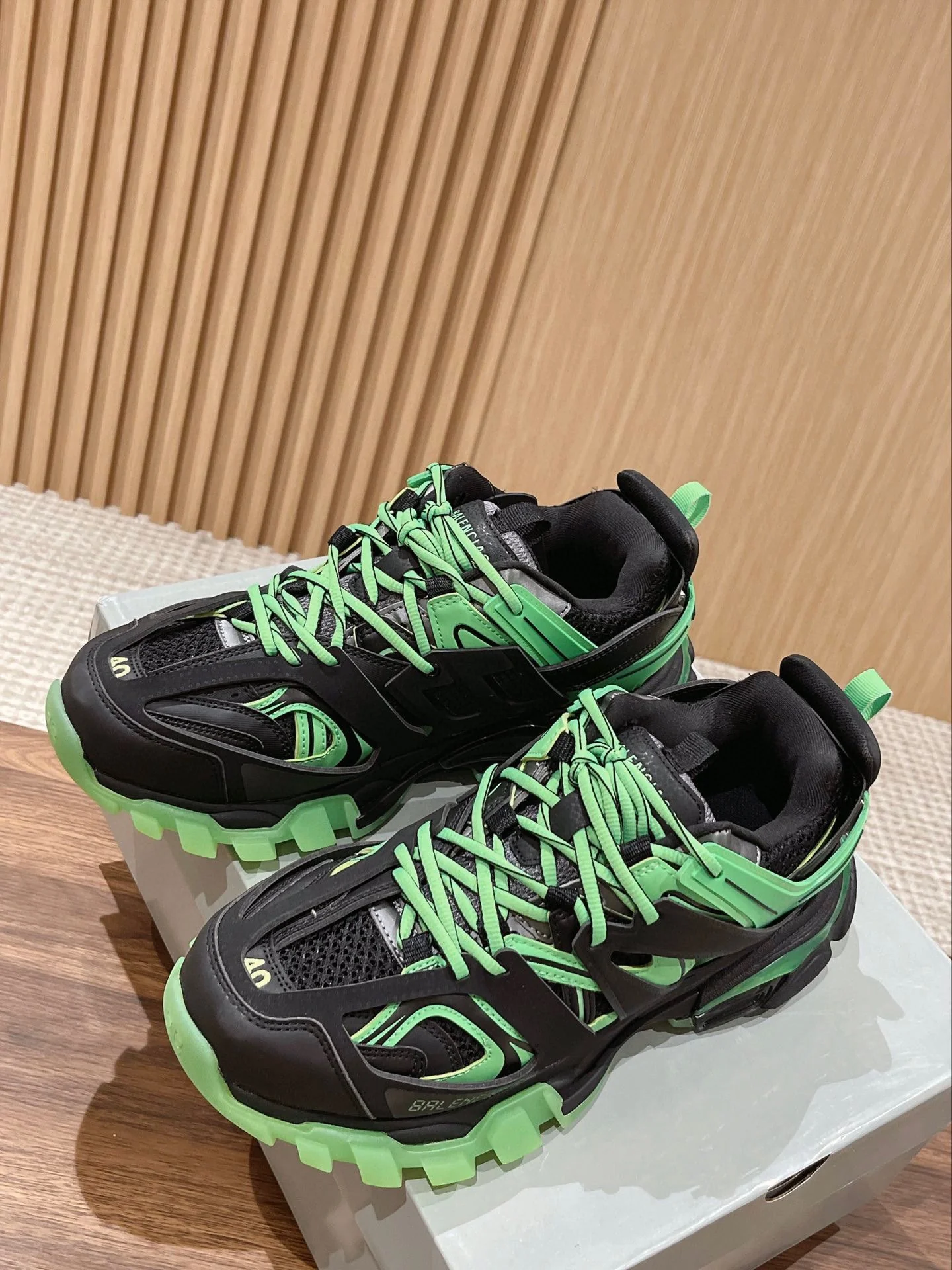 Кроссовки Balenciaga Track 3.0 (3-го поколения) Chunk - Унисекс - Черные - 1