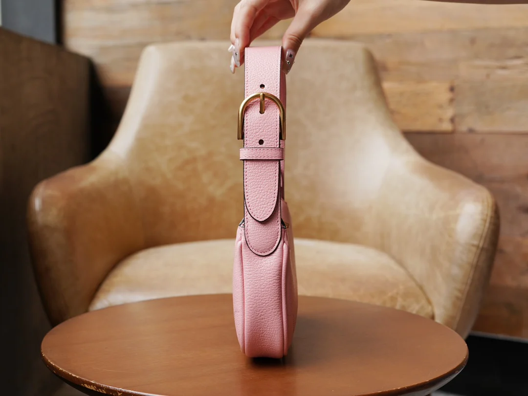 Сумка через плечо из коллекции Gucci Aphrodite - Розовая