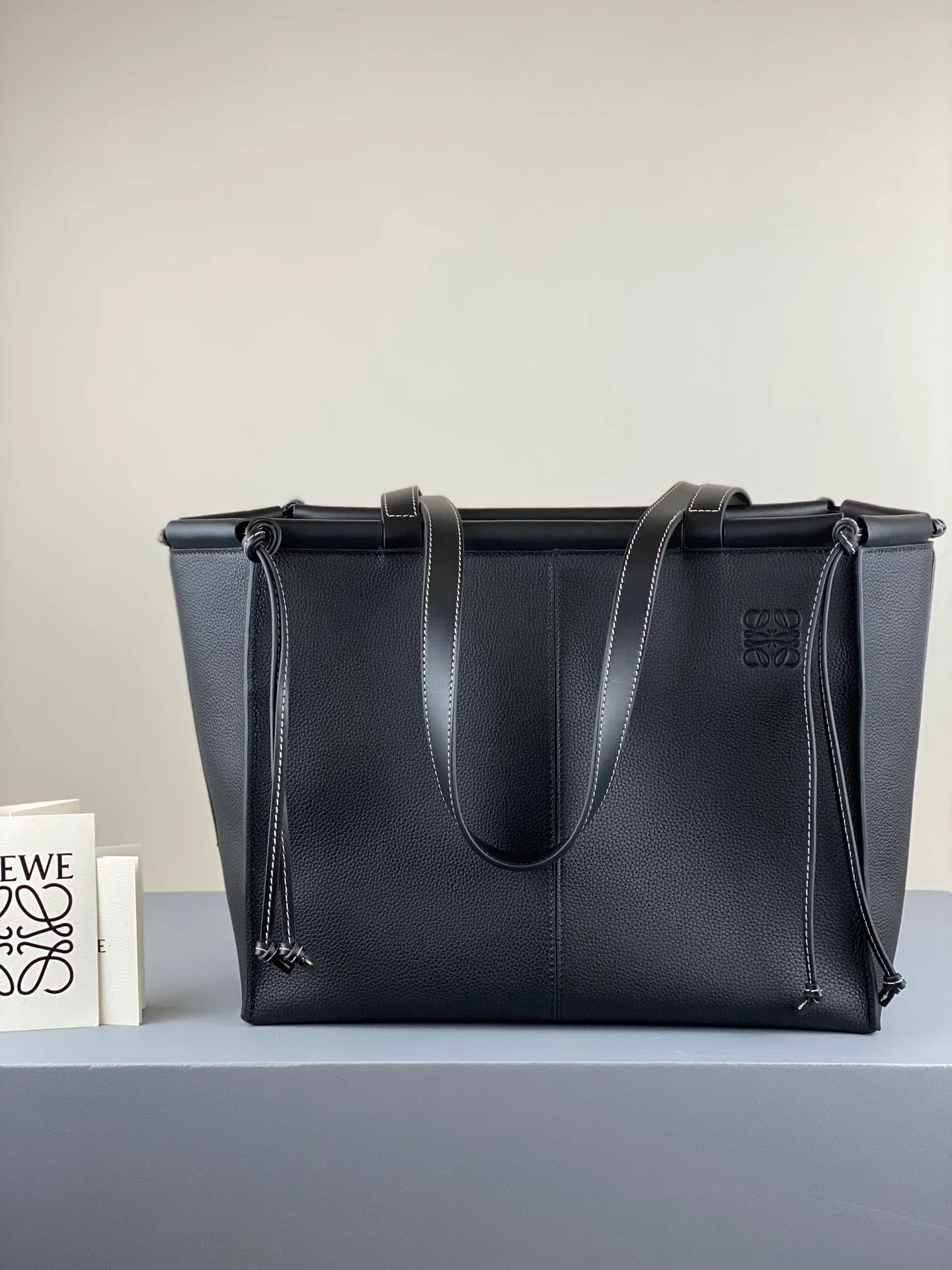 Сумка-подушка Loewe, маленькая, 2