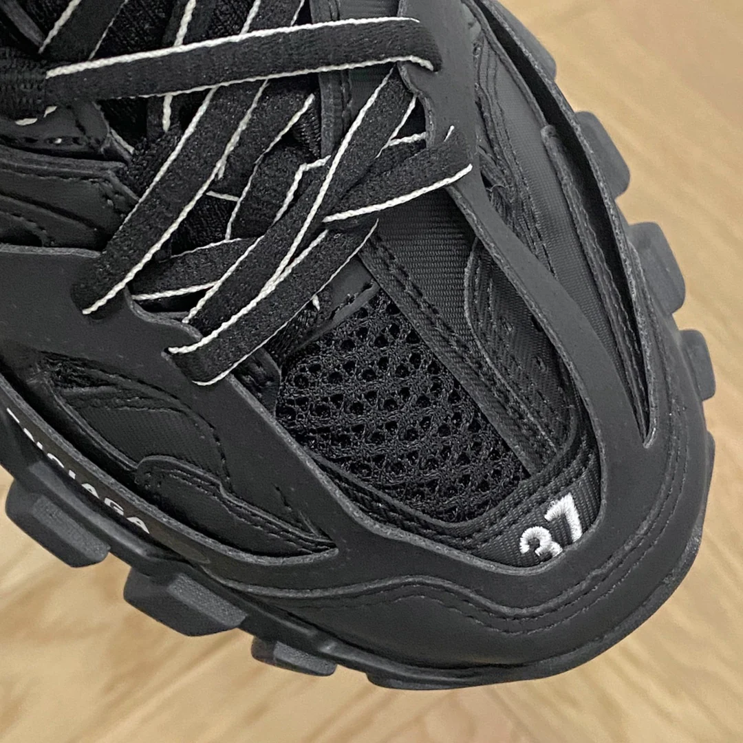 Кроссовки Balenciaga Track 2 High-Top Retro Dad Shoes