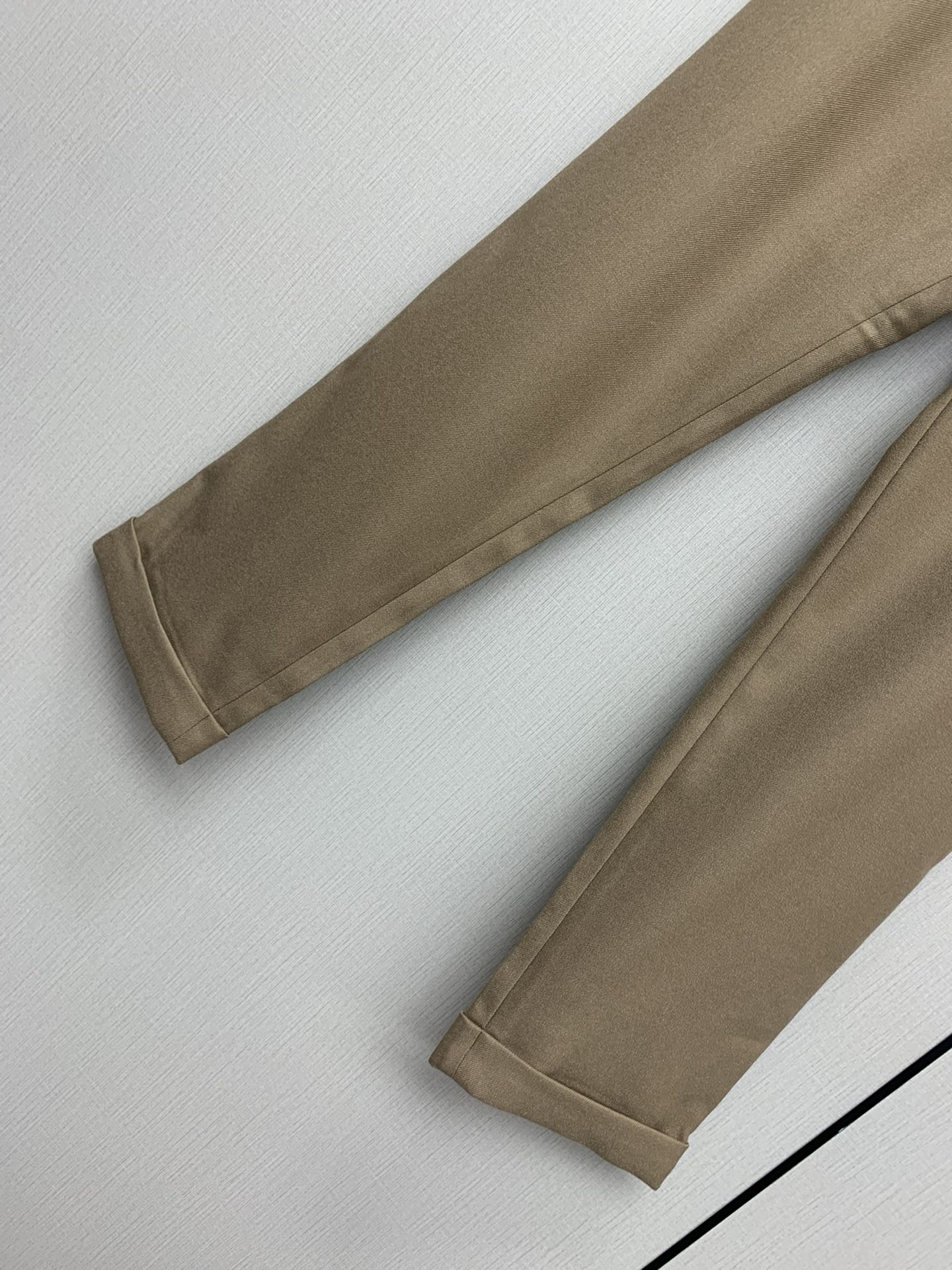 Burberry - 2403-24 Новый костюм для ранней весны - Брюки